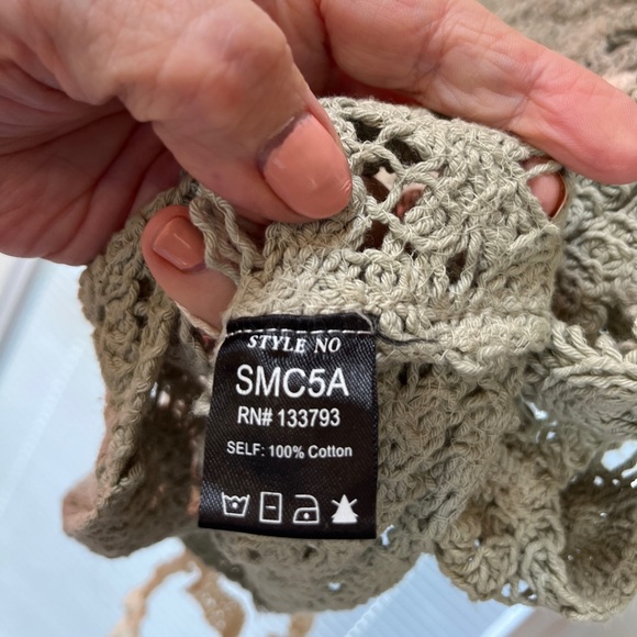SMC5A  Olive and Beige Crochet Crop POL - Picture 3 of 3